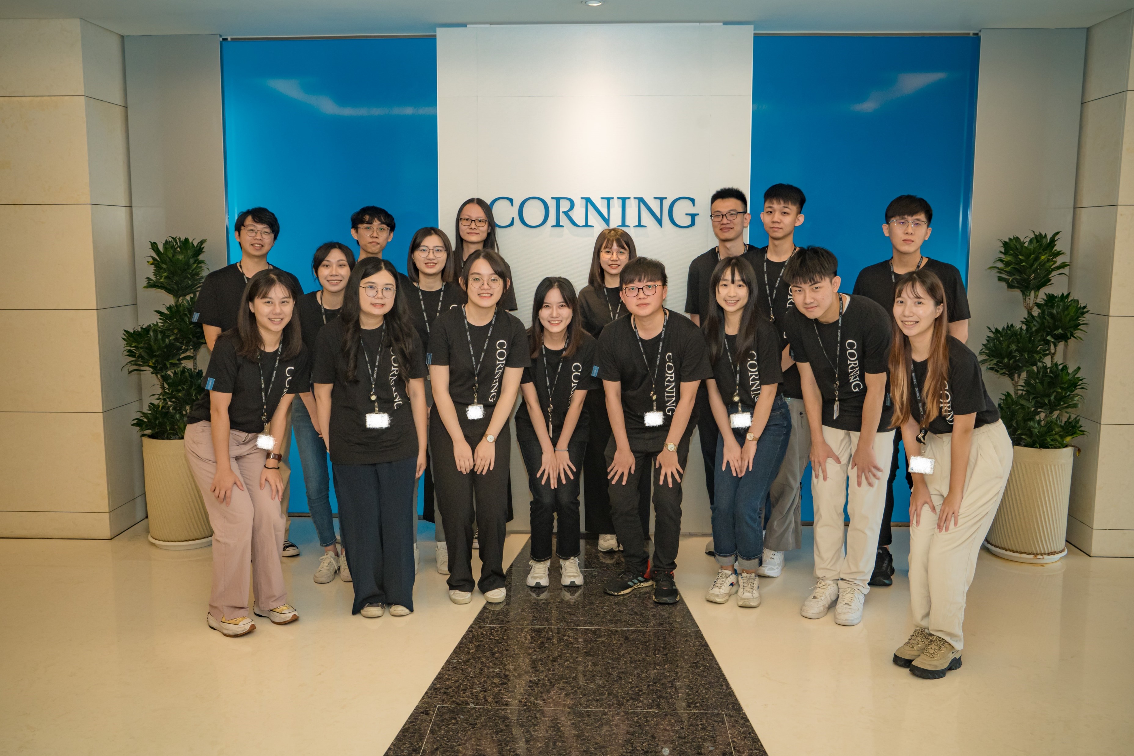 Corning Taiwan summer intern team photo